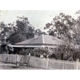 Brookvale House, showing members of the Malcolm family