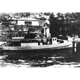 The launch "Lorna Doone" off North Head Quarantine Station