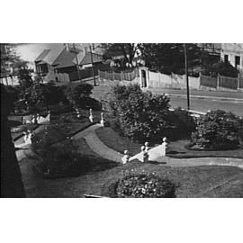 Grounds of "Leitelinna", George Street, Manly