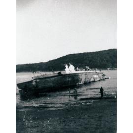 Dutch submarine aground at Fairlight