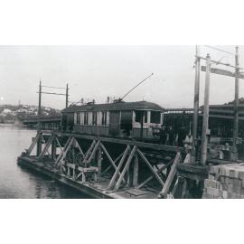Tram about to cross The Spit by punt