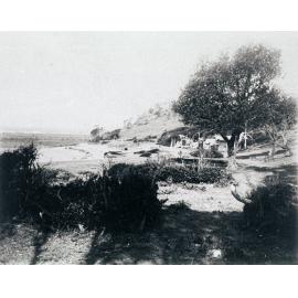 Fishermens shacks, Long Reef
