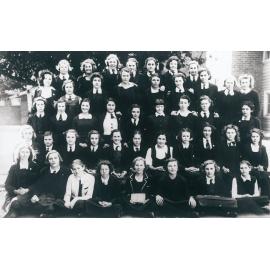 Manly Girls' High School pupils, class 1A, 1940