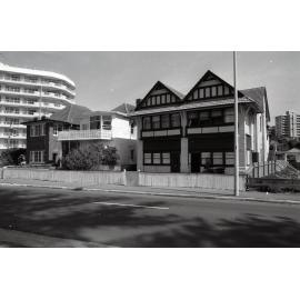 Front view of 75 to 78 North Steyne, Manly, 1991