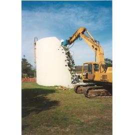 Demolition of Water Tower Collaroy Plateau 1992