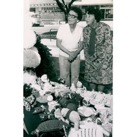 Craft Stall, Howard Avenue, Dee Why