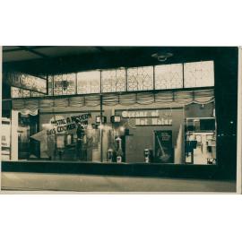 Manly Gas Company Limited showroom gas cooker display, at 3 Sydney Road, Manly