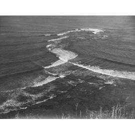 Crosswaves at Little Reef, Newport