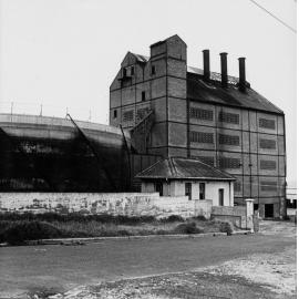 Gasworks building at Little Manly Point