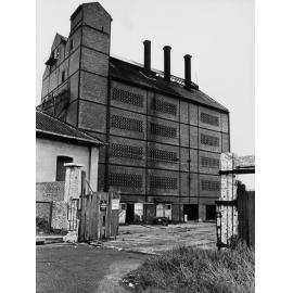 Gasworks building at Little Manly Point