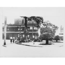 The Grand Pier Hotel, Manly (N.S.W.)