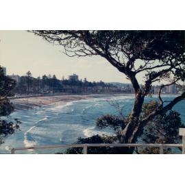 Elevated view north from South Steyne Beach, along the Manly beachfront, 1976