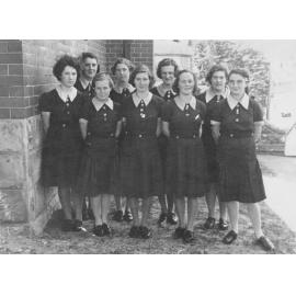 Class photo of students at Brighton College, Manly, c1940s