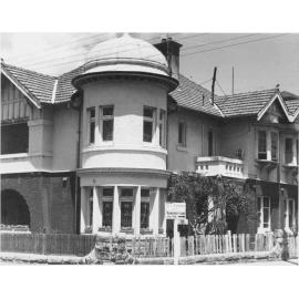 Historic house at 77 Pittwater Road, Manly, 1976