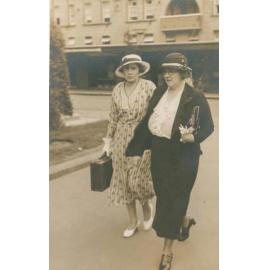 Eva Crago and her niece, The Corso, Manly.