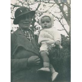 Violet Carter with son Terry