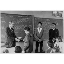 Curl Curl North deputy principal, Don Hotschildt retirement 1967