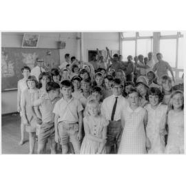 Curl Curl North deputy principal, Don Hotschildt with Class 6A
