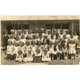 Curl Curl North Infants School, 2nd Class 1954