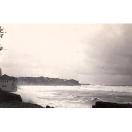 Damage to the North Steyne sea wall and Surf Life Saving Club, Manly, 1950