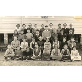 Curl Curl North Primary School, Class 2A 1955