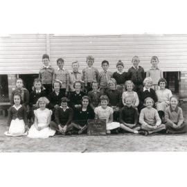 Curl Curl North Primary School, 4th Class 1955