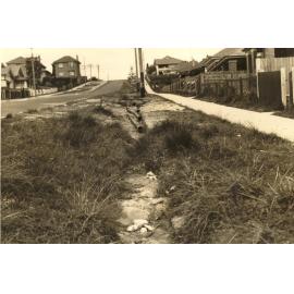 Boyle Street unmade gutter, Balgowlah, 14 September 1937