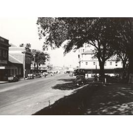 Belgrave Street looking towards Manly Wharf, Manly, 27th August 1948