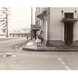 Belgrave Street, Manly Theatre, 27th August 1948