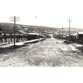 View down Dudley Street, Seaforth, 24th August 1932