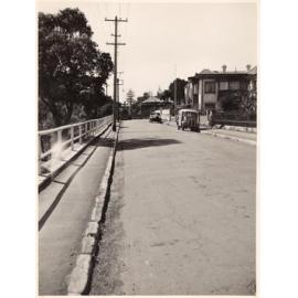 East Esplanade north from Wood Street, Manly, September 1954