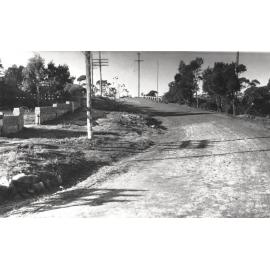 Edgecliffe Esplanade looking east, Seaforth, 29th June 1946