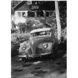 1940 Pontiac at Florida House, Palm Beach