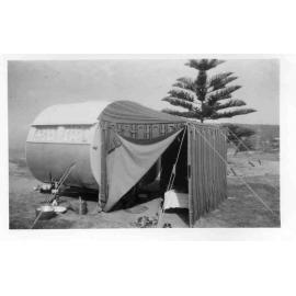 Fairway caravan camped at North Palm Beach