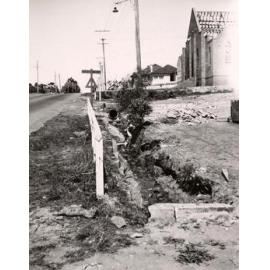 Frenchs Forest Road near MacMillan Street and Church, Seaforth, October 1952