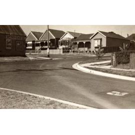 Jamieson Street junction with Suwarrow Street, Fairlight, May 1944