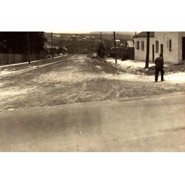 Kempbridge Avenue from Sydney Road, Seaforth,  26th January 1939