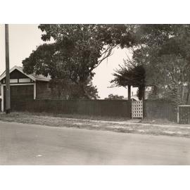Lauderdale Avenue front of Cooinoo, Fairlight, 19th March 1941