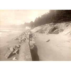 North Steyne seawall collapse, Manly, 21st July 1950