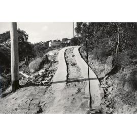Peronne Avenue construction, works near turn, Clontarf, 1956