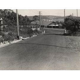 Rosedale and Lauderdale Avenue intersection,  Fairlight, 4th November 1940