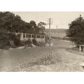 Rosedale Avenue at the junction with Lauderdale Ave, Fairlight, 19th March 1941