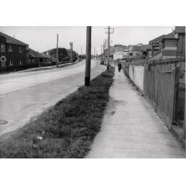 Sydney Road opposite La Perouse Street, Fairlight, 26th May 1949