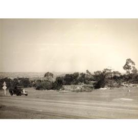 The gravel pit, Frenchs Forest Road, Seforth, 27th August 1947