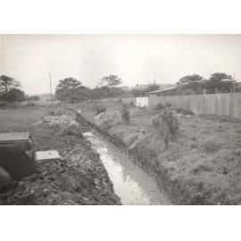 West Manly Park, construction of drain, Manly, February 1952