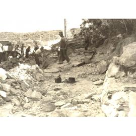 Woodland Street excavation of footpath,Balgowlah Heights, 11th August 1942