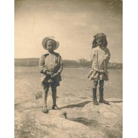 Elinor and Wilfred Fletcher at Queenscliff Beach March 1913