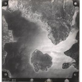 Aerial photograph of Scotland Island, Church Point, Lovett Bay, Elvina Bay, 1956