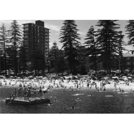 Large crowd at Manly Cove, Manly, c1967-1973