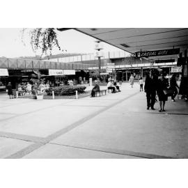Outdoor retail area at Warringah Mall, Brookvale, c1967–1973